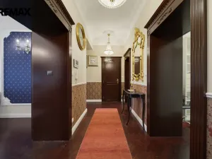 Prodej bytu 3+1, Karlovy Vary, nábřeží Jana Palacha, 94 m2