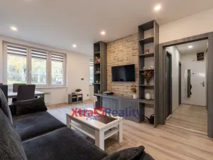 Pronájem bytu 2+kk, Teplice, Křížkovského, 52 m2