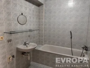Pronájem bytu 1+kk, Liberec - Liberec VII-Horní Růžodol, Jeronýmova, 35 m2