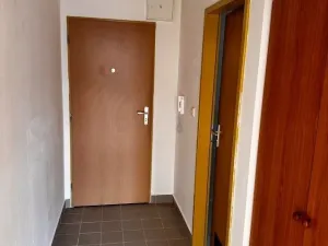 Pronájem bytu 1+kk, Liberec - Liberec VII-Horní Růžodol, Jeronýmova, 35 m2