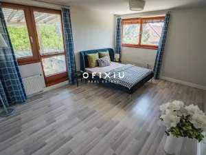 Prodej rodinného domu, Měšice, Nad Babím dolem, 140 m2