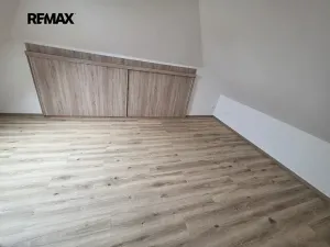 Pronájem kanceláře, Slavkov u Brna, 72 m2