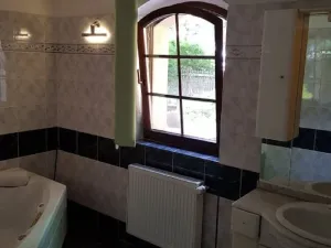 Pronájem rodinného domu, Liberec - Liberec XXX-Vratislavice nad Nisou, Pod Skalkou, 250 m2