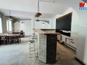 Pronájem obchodního prostoru, Kladno, T. G. Masaryka, 157 m2