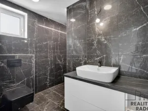 Prodej bytu 5+kk, Dobšice, 224 m2