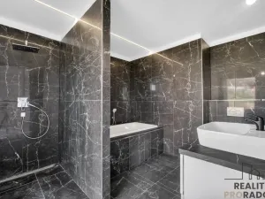Prodej bytu 5+kk, Dobšice, 224 m2