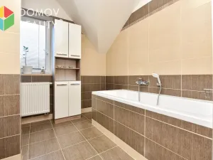 Pronájem rodinného domu, Králův Dvůr, Ve Svahu, 116 m2