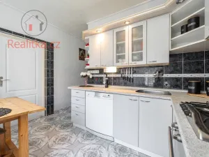 Prodej bytu 2+1, Hradec Králové - Pražské Předměstí, Hrubínova, 62 m2