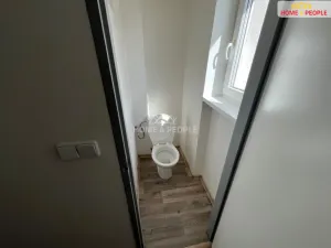 Pronájem bytu 2+1, Karlovy Vary - Stará Role, Závodu míru, 71 m2