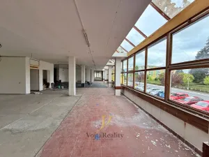Prodej obchodního prostoru, Bruntál, Jesenická, 2199 m2