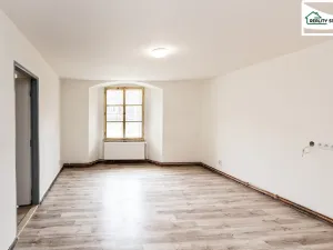 Pronájem bytu 2+1, Cheb, Židovská, 66 m2