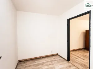 Pronájem bytu 2+1, Cheb, Židovská, 66 m2