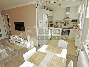 Pronájem bytu 2+kk, Neratovice, 51 m2