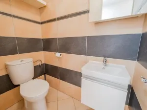 Prodej bytu 3+kk, Praha - Vysočany, Skloněná, 74 m2
