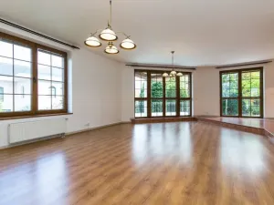 Pronájem vily, Praha - Nebušice, K Noskovně, 384 m2