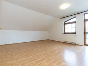 Pronájem vily, Praha - Nebušice, K Noskovně, 384 m2