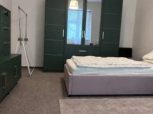 Pronájem bytu 2+kk, Praha - Dejvice, Šárecká, 55 m2