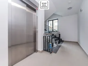 Prodej bytu 2+kk, Praha - Smíchov, Pod Barvířkou, 50 m2