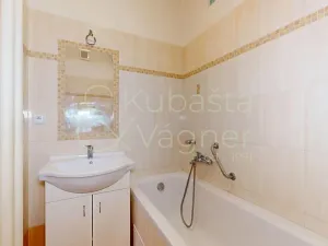 Prodej bytu 3+kk, Chrudim, Sladkovského, 62 m2