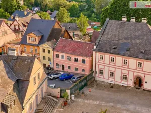 Prodej ubytování, Bečov nad Teplou, nám. 5. května, 246 m2
