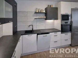 Pronájem bytu 3+1, Nehvizdy, Gabčíkova, 68 m2