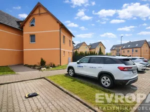 Pronájem bytu 3+1, Nehvizdy, Gabčíkova, 68 m2