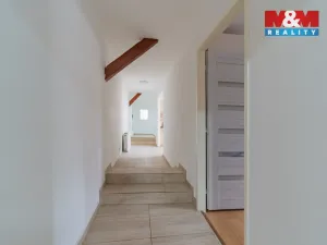 Pronájem atypického bytu, Sokolov, Staré náměstí, 200 m2