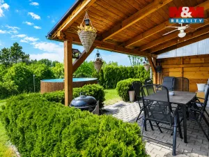 Prodej rodinného domu, Uhersko, 120 m2