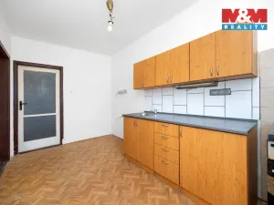 Prodej bytu 2+1, Pardubice - Zelené Předměstí, Čs. armády, 65 m2