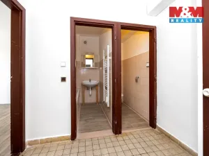 Prodej bytu 2+1, Pardubice - Zelené Předměstí, Čs. armády, 65 m2
