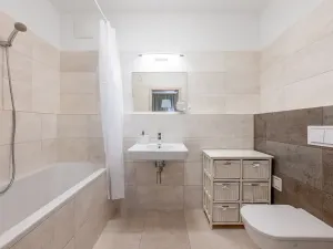 Pronájem bytu 2+kk, Praha - Karlín, U Mlýnského kanálu, 58 m2