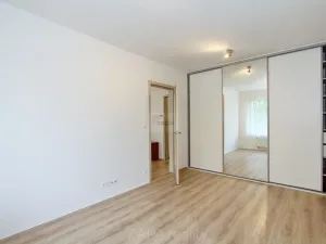 Pronájem bytu 2+kk, Praha - Horní Měcholupy, Mantovská, 52 m2