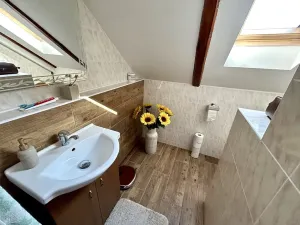 Prodej rodinného domu, Kejžlice, K Čejovu, 180 m2