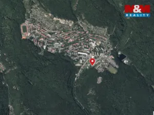 Prodej bytu 3+1, Meziboří, Nad parkem, 78 m2