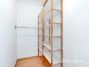 Pronájem bytu 3+kk, Praha, Ratibořská, 79 m2