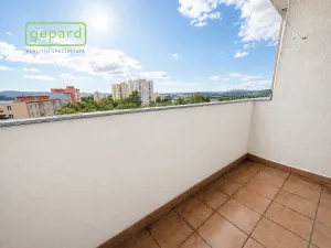 Prodej bytu 2+1, Karlovy Vary, Chomutovská, 56 m2