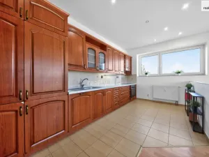 Prodej bytu 2+kk, Jesenice, Sluneční, 58 m2