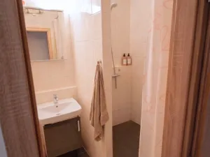 Pronájem bytu 2+kk, Tábor, Sofijská, 42 m2