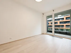 Pronájem bytu 2+kk, Praha - Hloubětín, Poděbradská, 52 m2