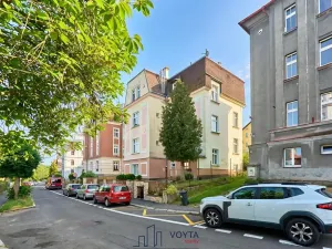 Prodej bytu 2+1, Karlovy Vary, Anglická, 48 m2