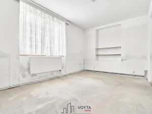 Prodej bytu 2+1, Karlovy Vary, Anglická, 48 m2