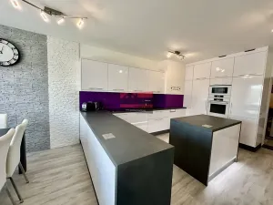Pronájem bytu 3+kk, Tábor, Janáčkova, 94 m2