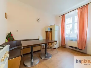 Pronájem bytu 2+1, Karlovy Vary, Moskevská, 60 m2