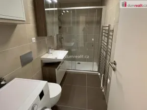Pronájem bytu 1+kk, Praha - Dolní Chabry, Ústecká, 37 m2