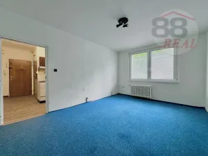 Prodej bytu 2+1, Klášterec nad Ohří, Školní, 49 m2