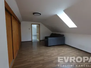 Pronájem rodinného domu, Kouřim, Nové Město, 160 m2