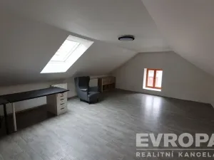 Pronájem rodinného domu, Kouřim, Nové Město, 160 m2