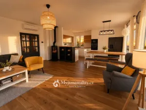 Prodej rodinného domu, Výrovice, 235 m2