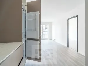 Pronájem bytu 2+kk, Praha - Vysočany, Poděbradská, 51 m2
