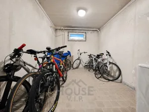 Prodej bytu 1+kk, Praha - Letňany, Ostravská, 35 m2